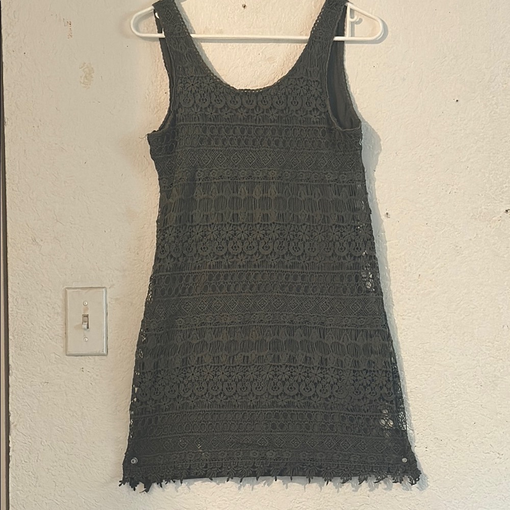 Divided Green Sleeveless Sheath Mini Dress Scoop Neck